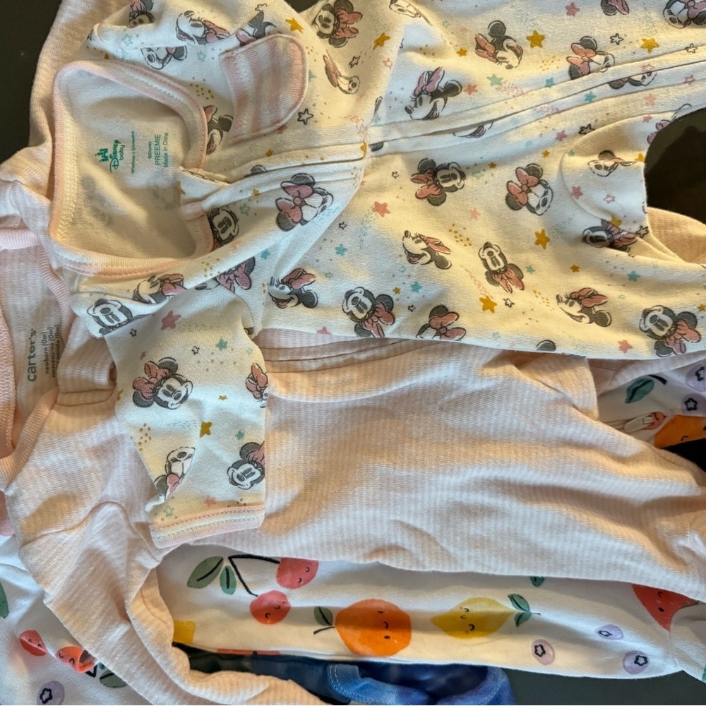 Newborn Girl Clothing Lot- Long & Short Sleeve Onesies, Footies, & Matching Set. - Picture 6 of 8